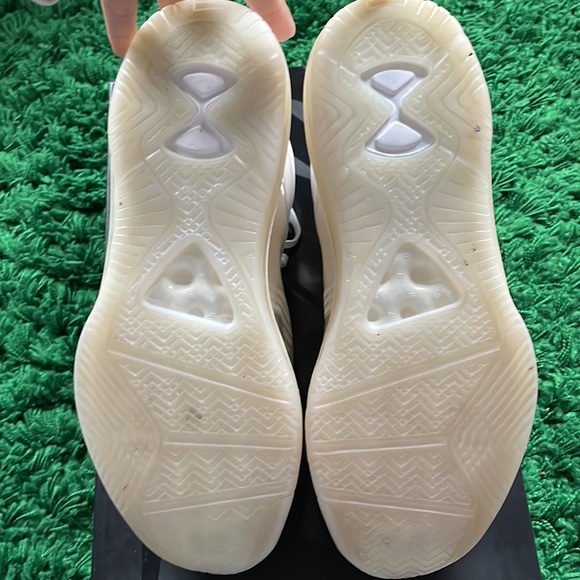 Nike Lebron x John Elliot Icon. Size 9 - Picture 3 of 5